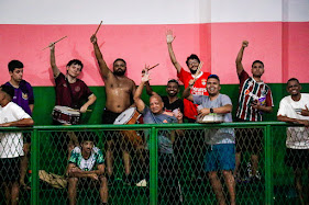 Foto da Torcida Organizada em um jogo.
